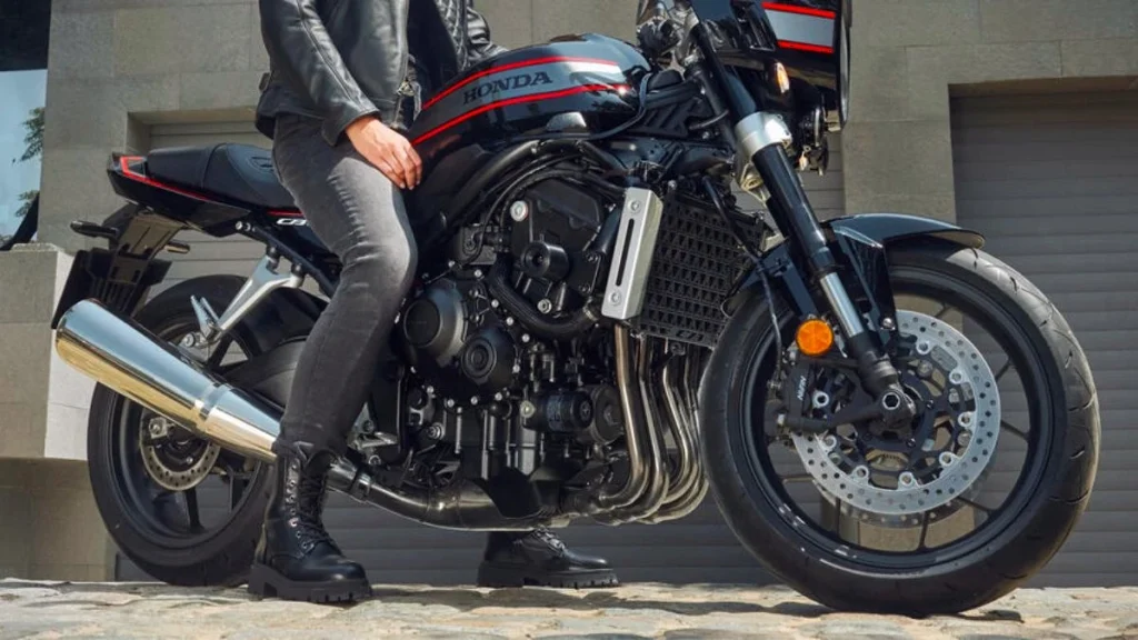 Honda CB1000F Neo-Retro front view