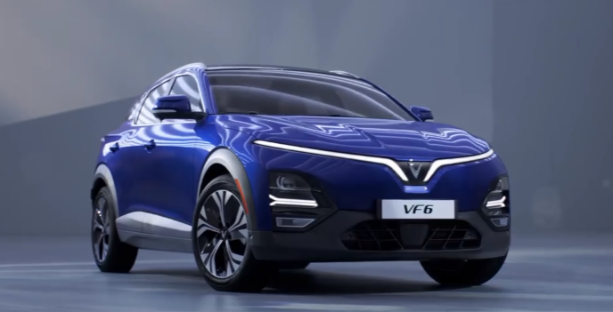 VinFast Limo Green MPV