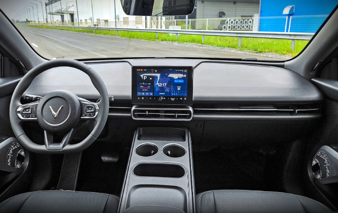 New VinFast MPV for India