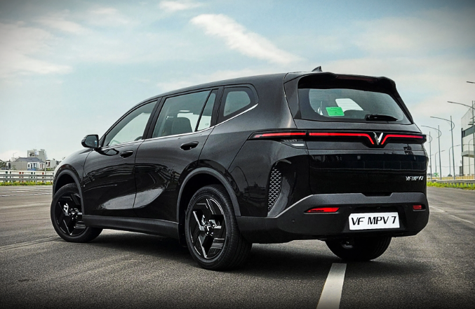 New VinFast MPV for India