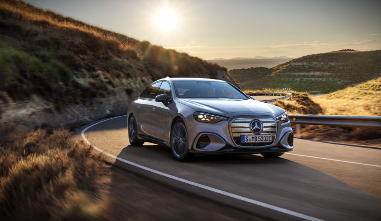 New Mercedes C-Class Electric Debuts